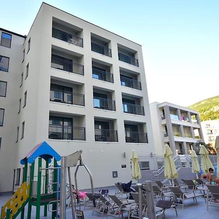 Brand New ! Seaside Apt With Poolview & Parking Μπούντβα Εξωτερικό φωτογραφία